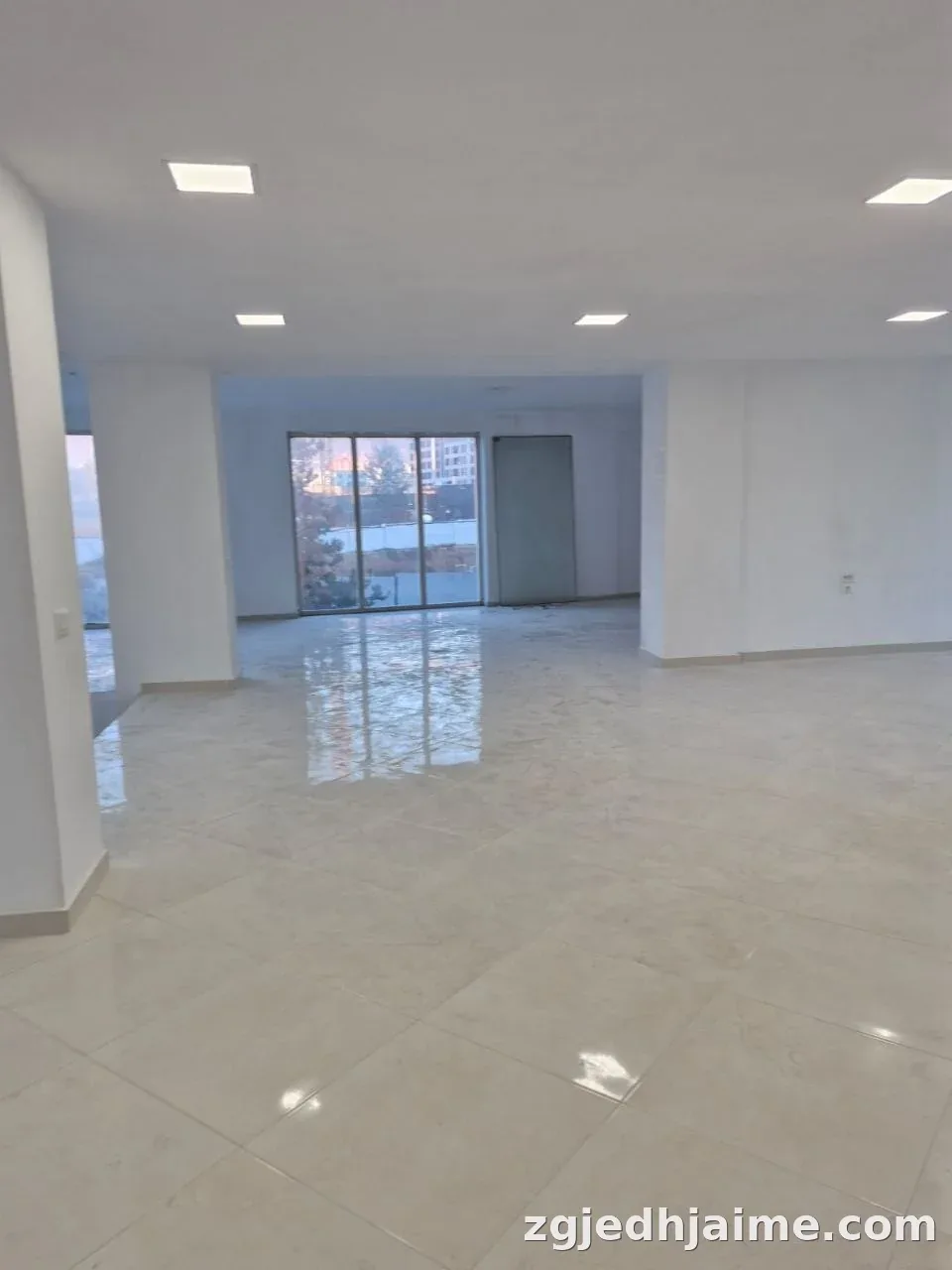 DUPLEX DUBLEKS 26,000 LEKE RRUGA JORDAN MISJA — foto 3