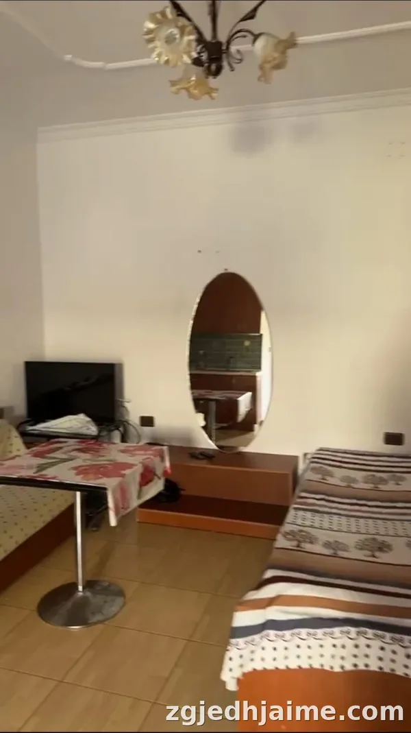 GARSIONERE 20000 LEKE.BULEVARDI I RI