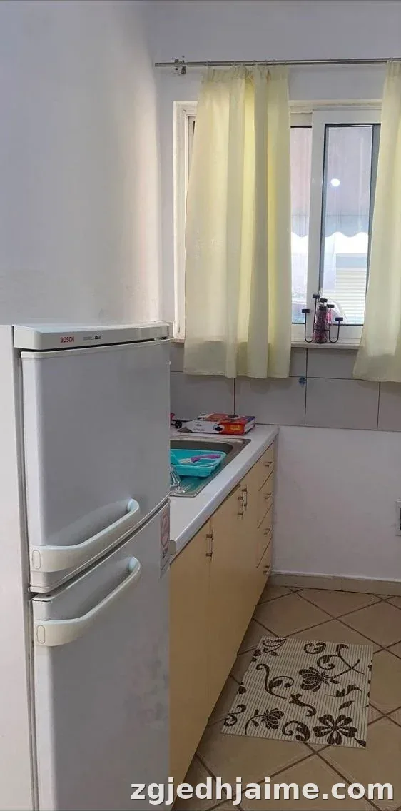 GARSONIERE 28,000 LEKE SHKOLLA 1 QERSHORI — foto 1