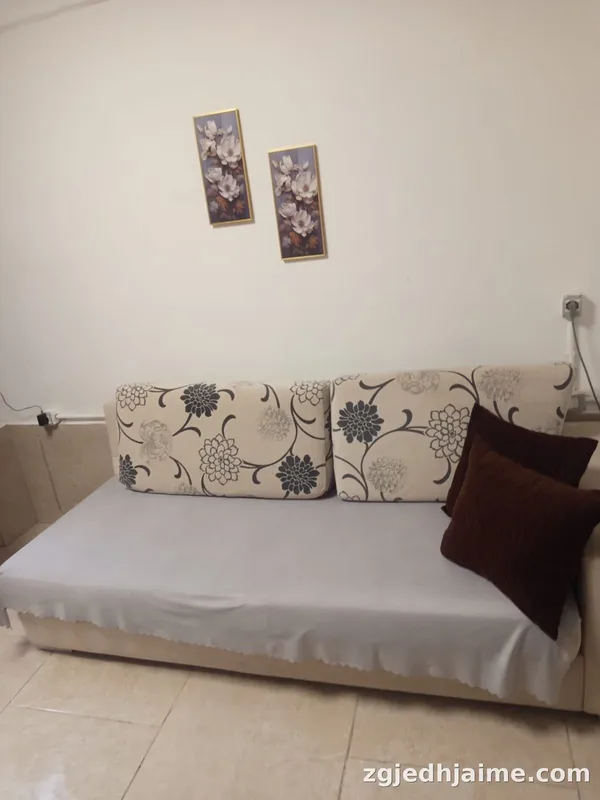 GARSIONERE 22000 LEKE.ASTIR