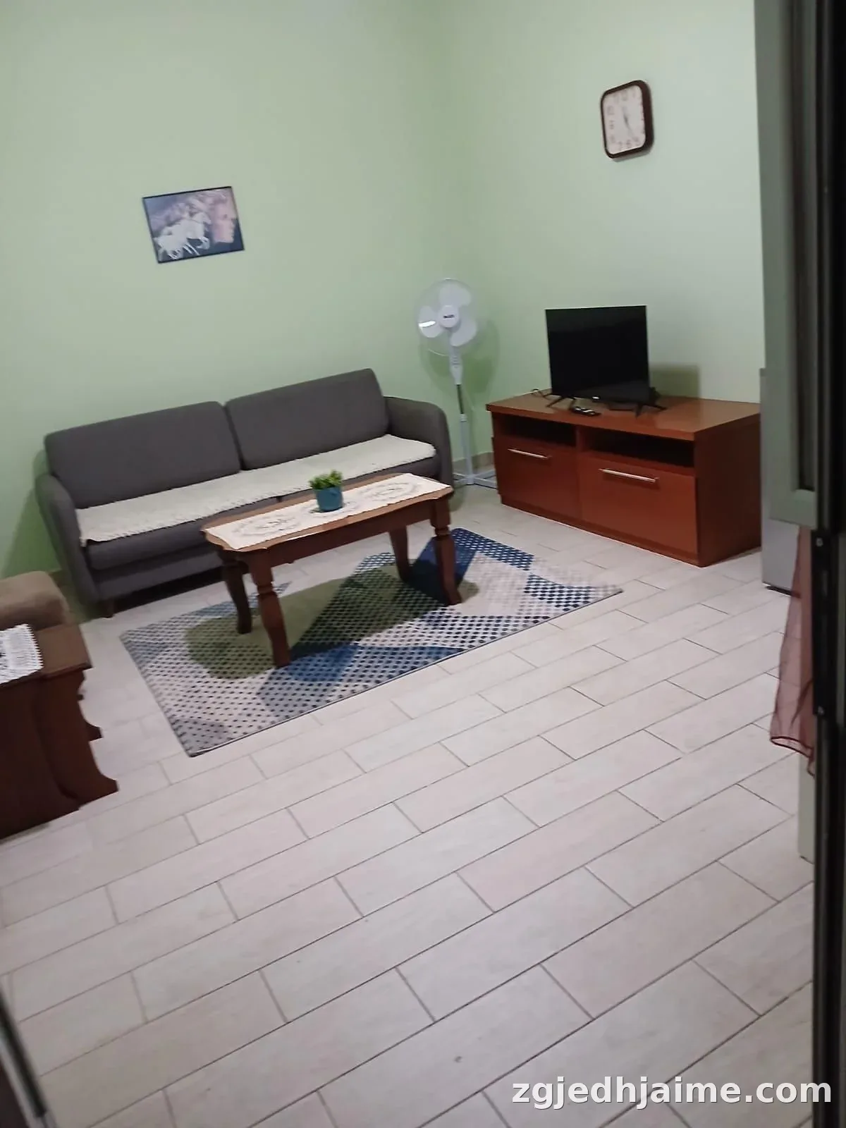 APARTAMENT 1+1. 28000 LEKE.KAFJA E RREMES — foto 5