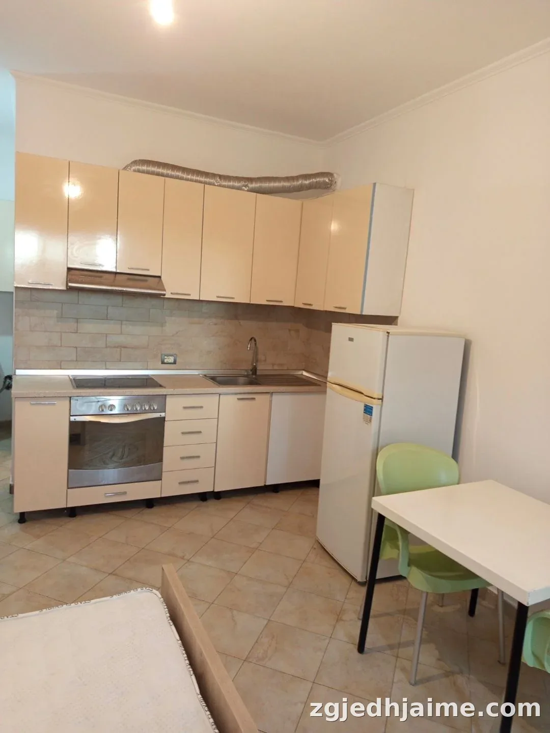 Garsionere 25000 leke.Rruga 5 Maji — foto 3