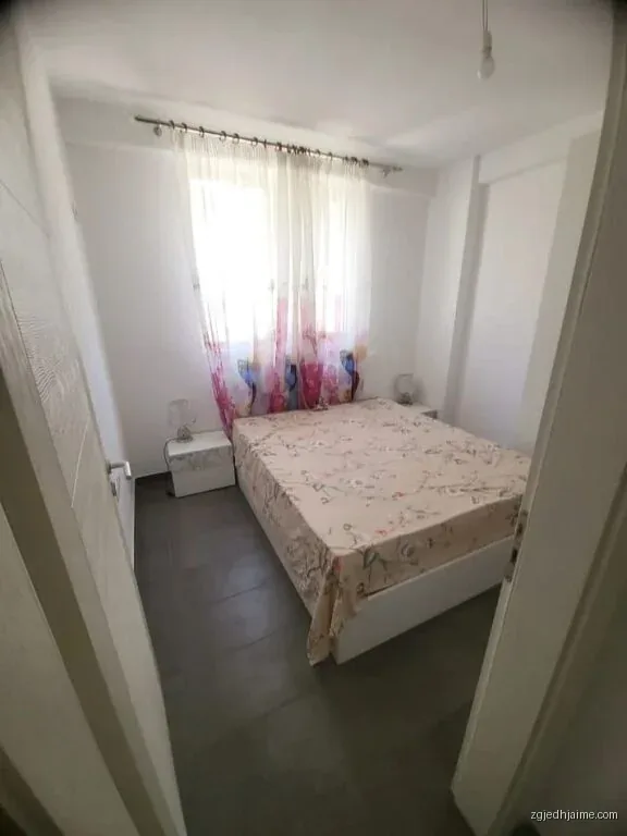 APARTAMENT 2+1. 300 EURO.KOMPLEKSI I TOM DOSHIT — foto 5