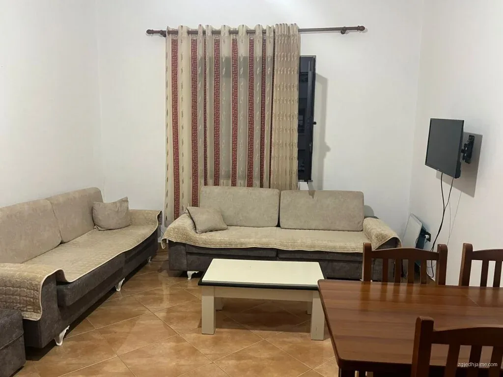 APARTAMENT 1+1. 28000 LEKE.QYTET STUDENTI — foto 1