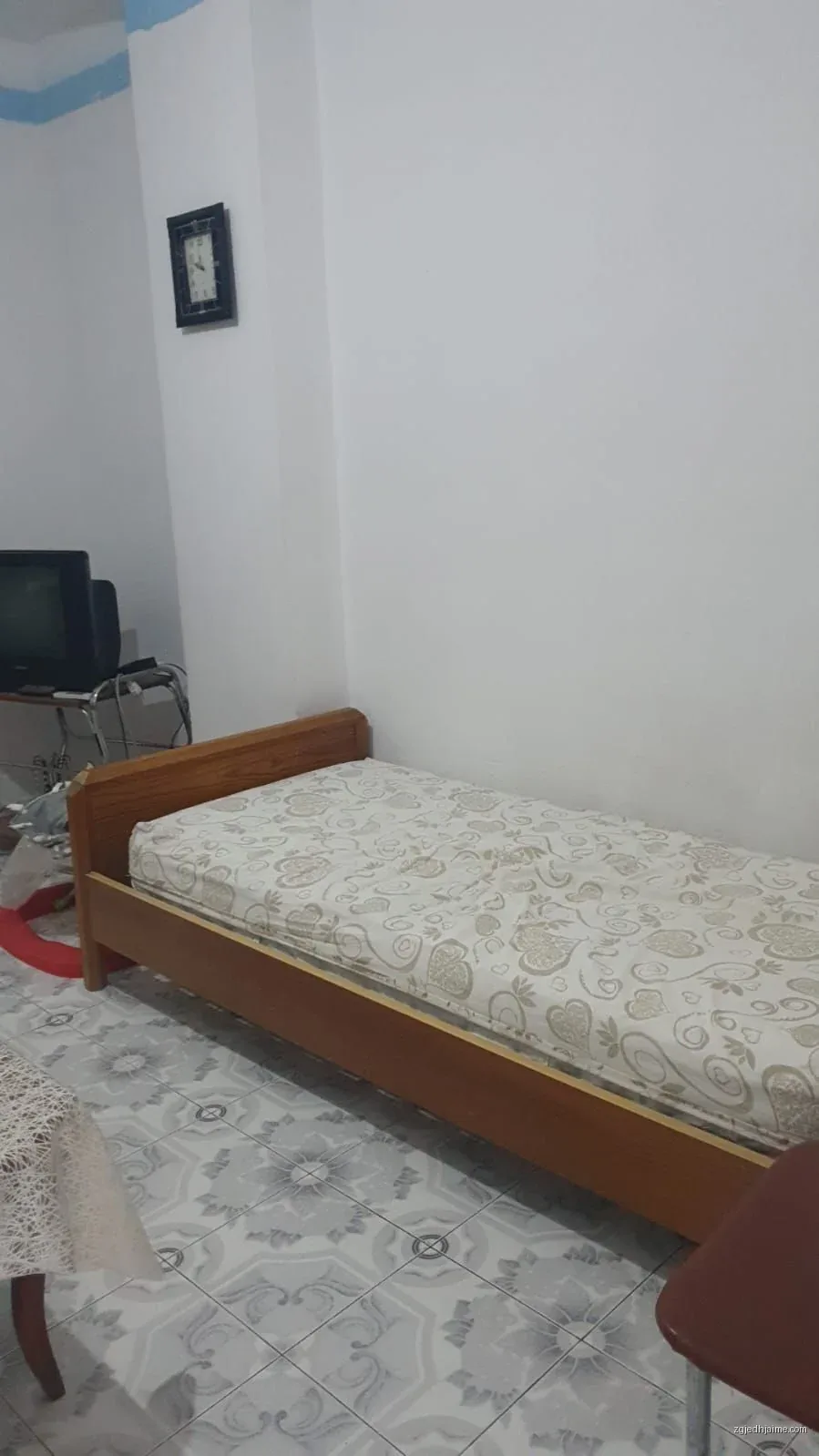 APARTAMENT 1+1. 30000 LEKE.PAS UNIVERSITETIT MESDHETAR — foto 4