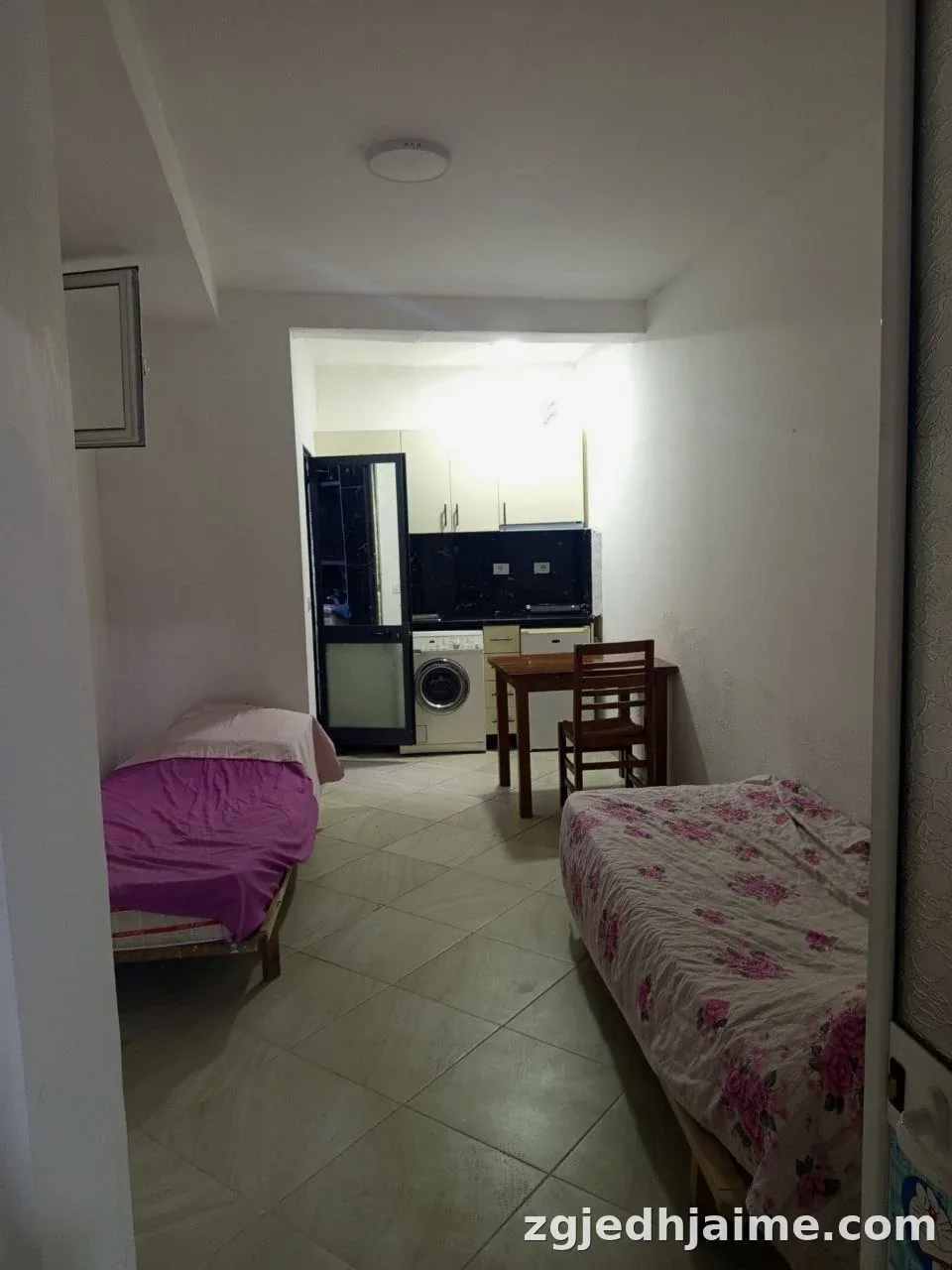GARSONIERE 25,000 LEKE QYTET STUDENTI — foto 1