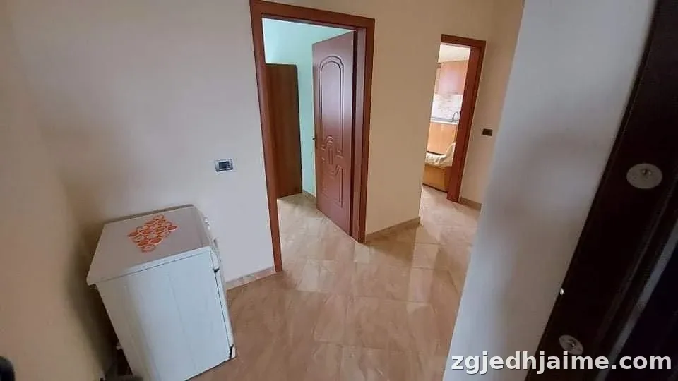 APARTAMENT 1+1. 30000 LEKE.SPITALI AMERIKAN 3 — foto 2
