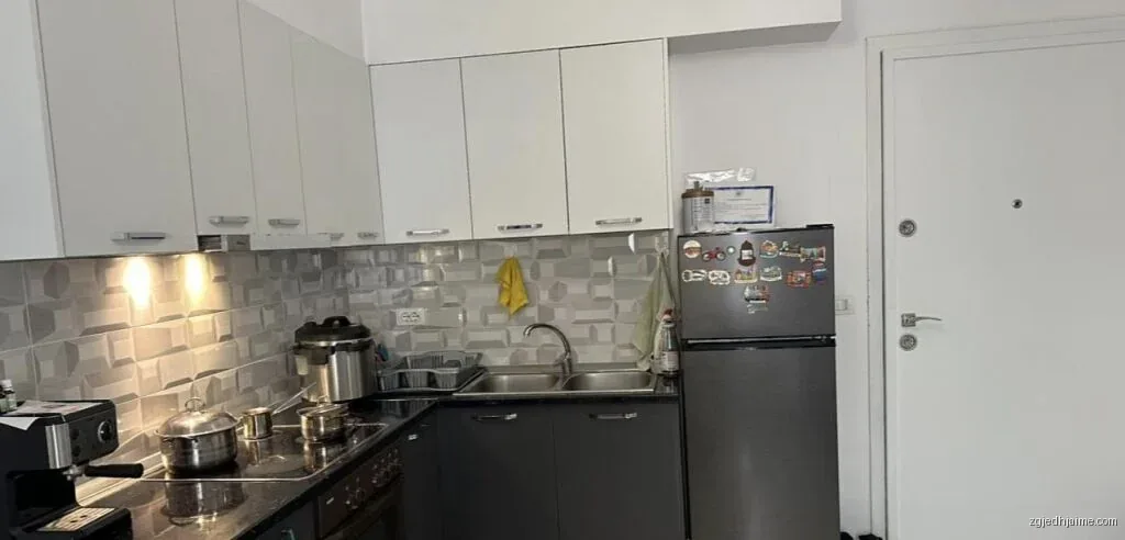 APARTAMENT 1+1. 40000 LEKE.LAPRAK.ISH SHESHI SHQIPONJA — foto 1