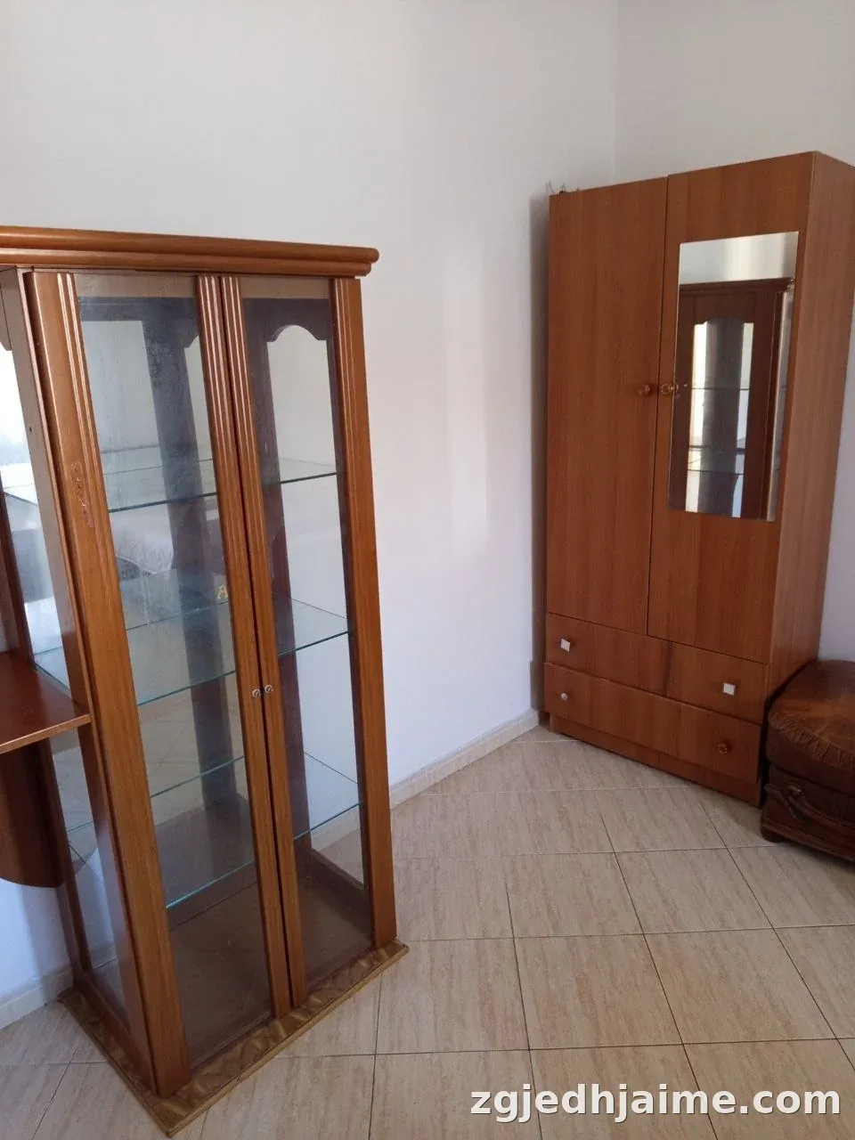 GARSONIERE 22,000 LEKE RRUGA E DURRESIT — foto 1