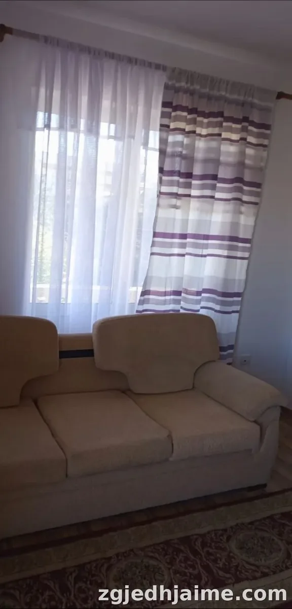 APARTAMENT 1+1. 22000 LEKE.ISH TREGU ELEKTRIK