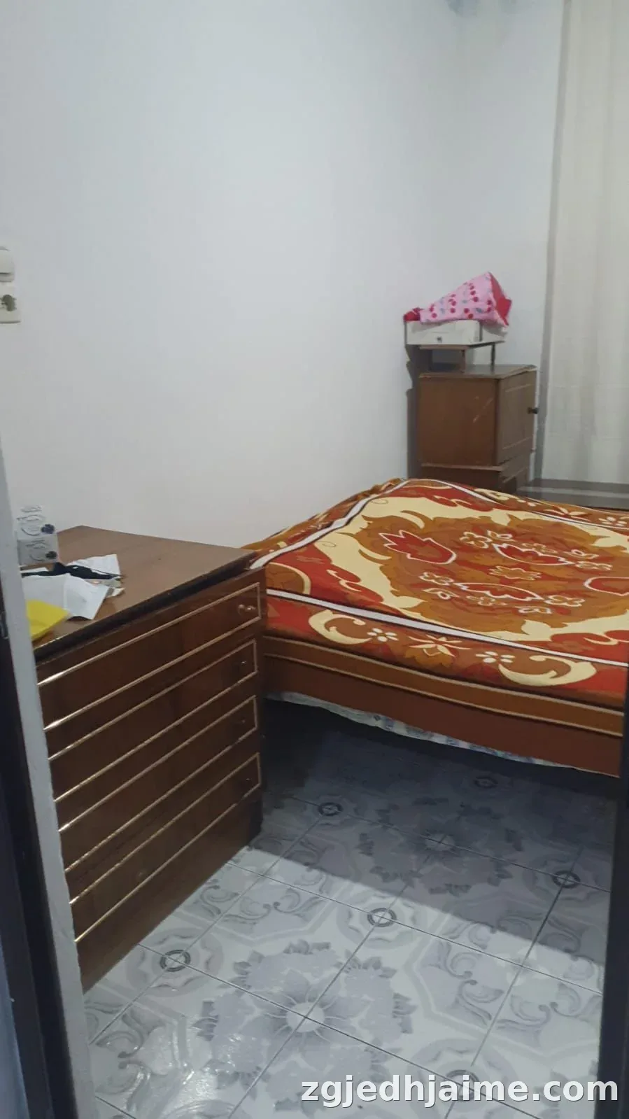 APARTAMENT 1+1. 27000 LEKE.PRANE NSHRAK. — foto 2
