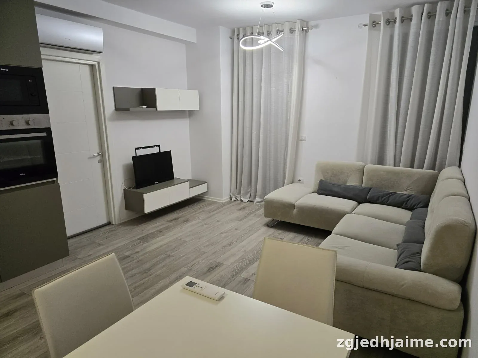 Apartment 1+1 në Qendër — foto 2