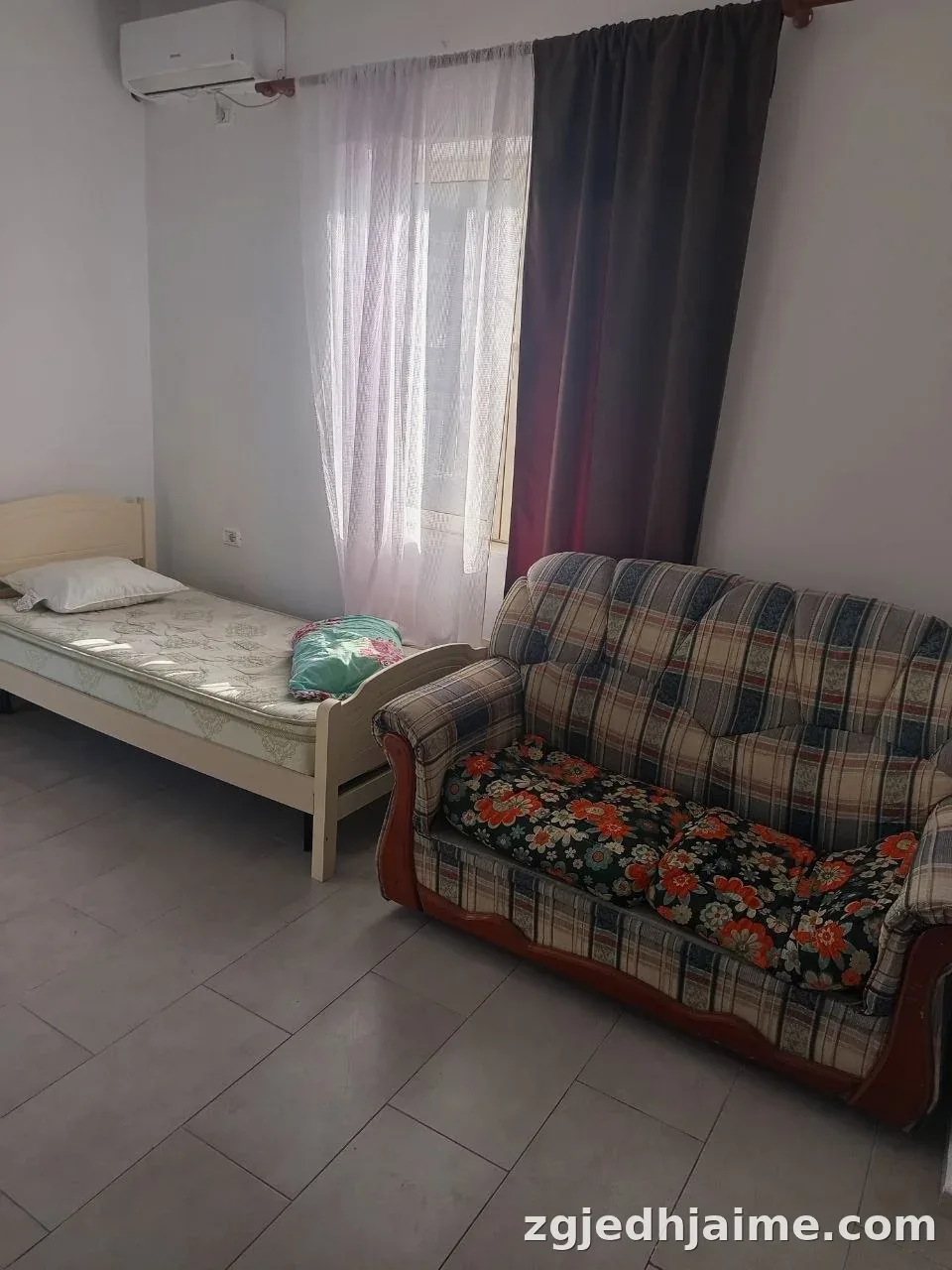 GARSONIERE 25,000 LEKE ISH-TREGU ELEKTRIK — foto 1