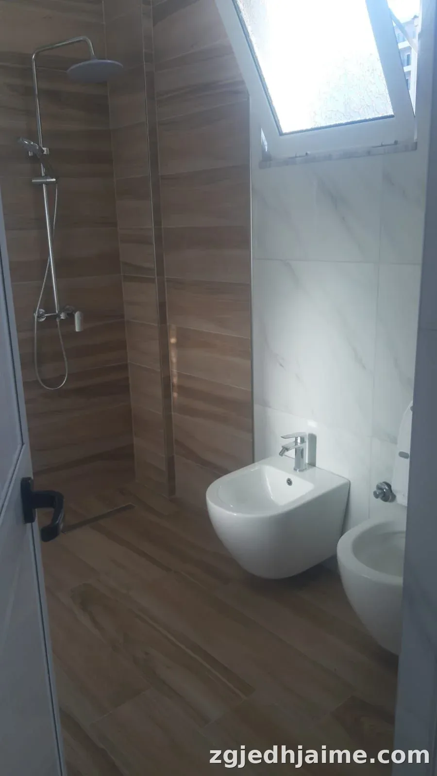 Apartament 1+1. 30000 leke Laprak — foto 2