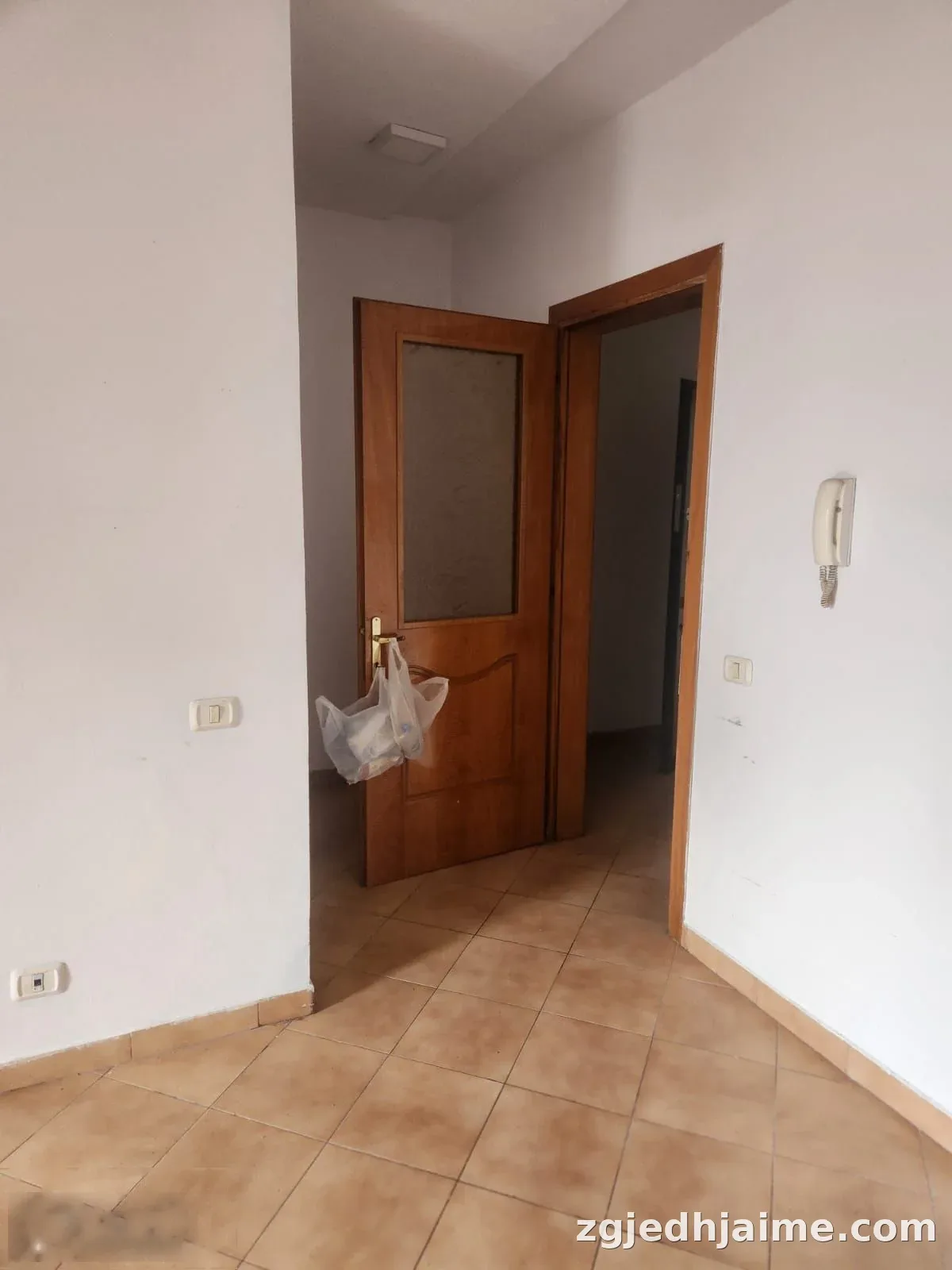 GARSONIERE 50,000 LEKE MYSLYM SHYRI — foto 6