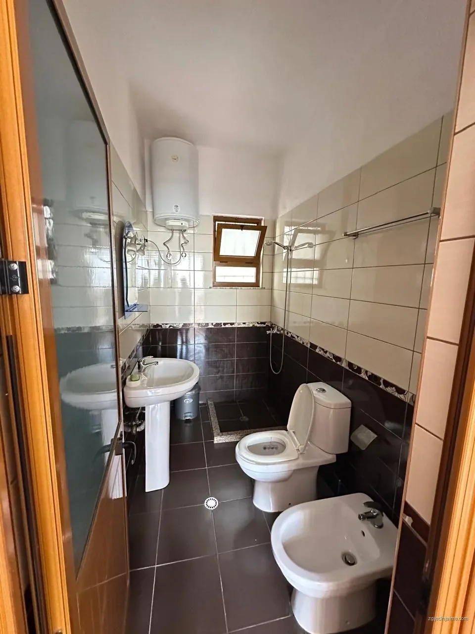 APARTAMENT 1+1. 30000 LEKE.QYTET STUDENTI — foto 4