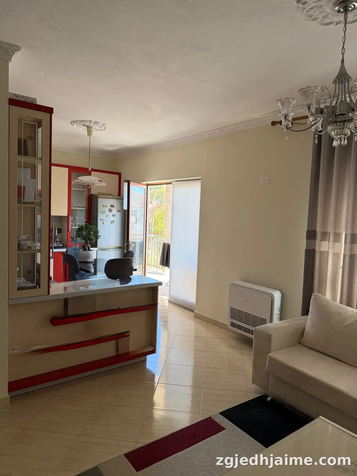 APARTAMENT 2+1 55,000 LEKE SAUK — foto 1