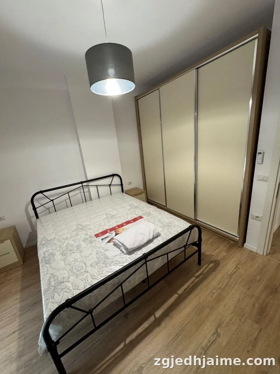APARTAMENT 2+1 80,000 LEKE 21 DHJETORI — foto 3