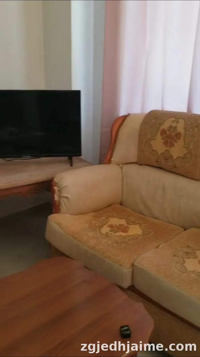 APARTAMENT 1+1. 28000 LEKE.PAS UNIVERSITETIT TE MJEKSIS. — foto 1