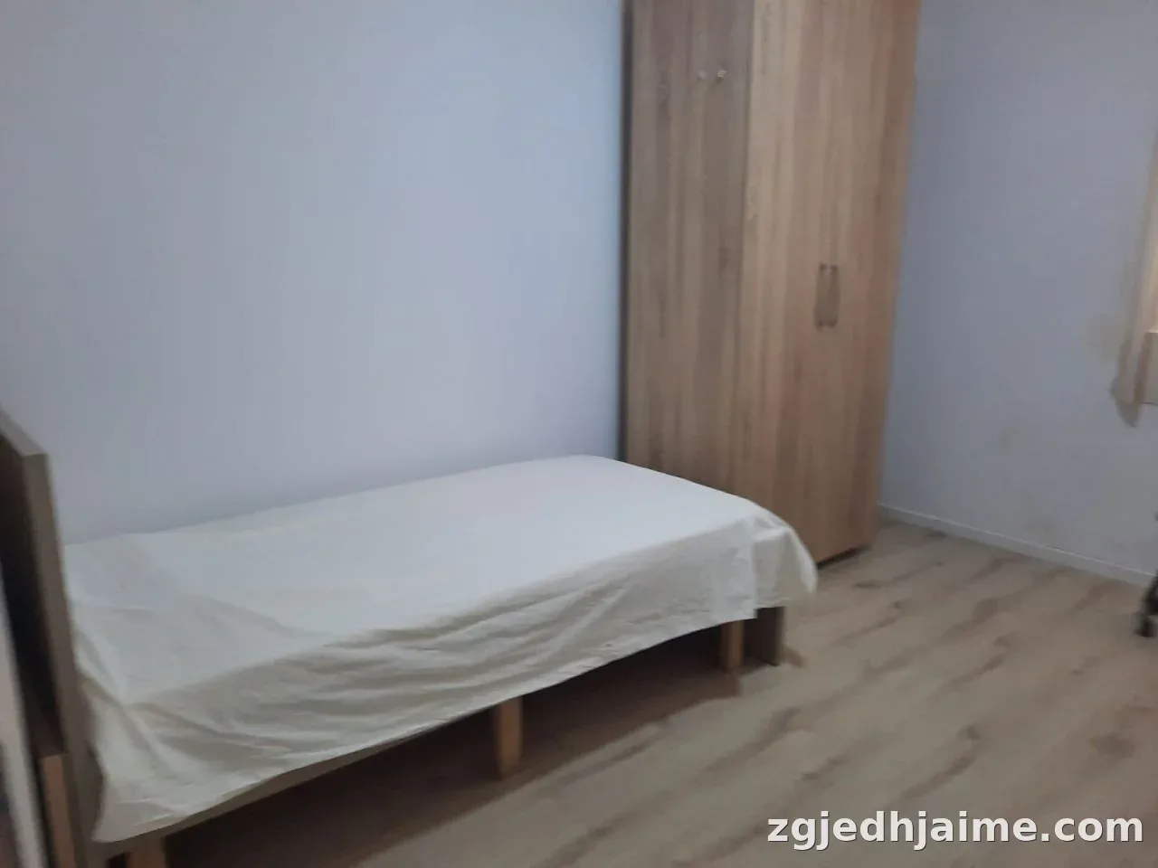 APARTAMENT 2+1 45,000 LEKE KOLEGJI TURK — foto 4