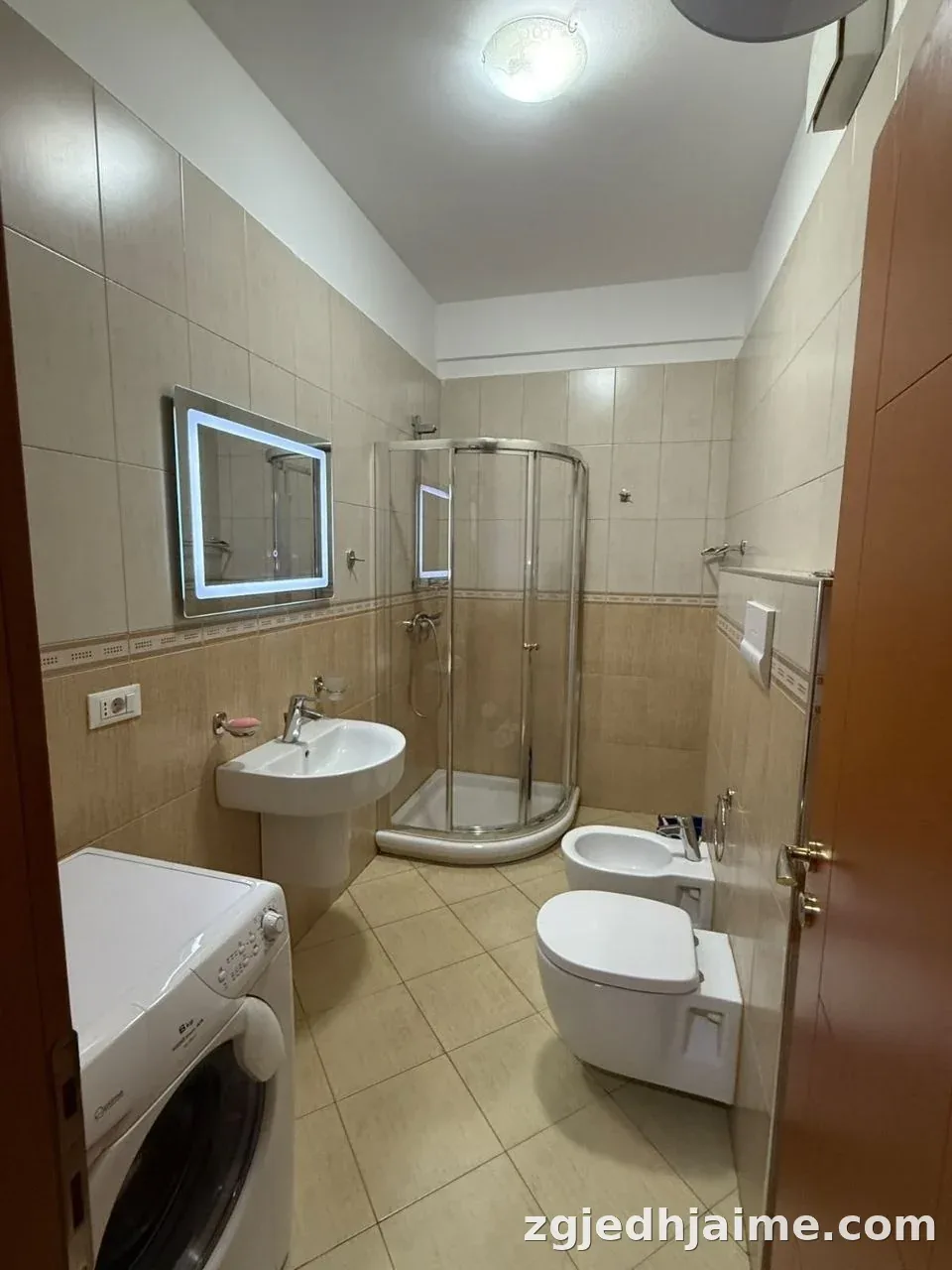 APARTAMENT 1+1 70,000 LEKE RRUGA E KAVAJES — foto 5