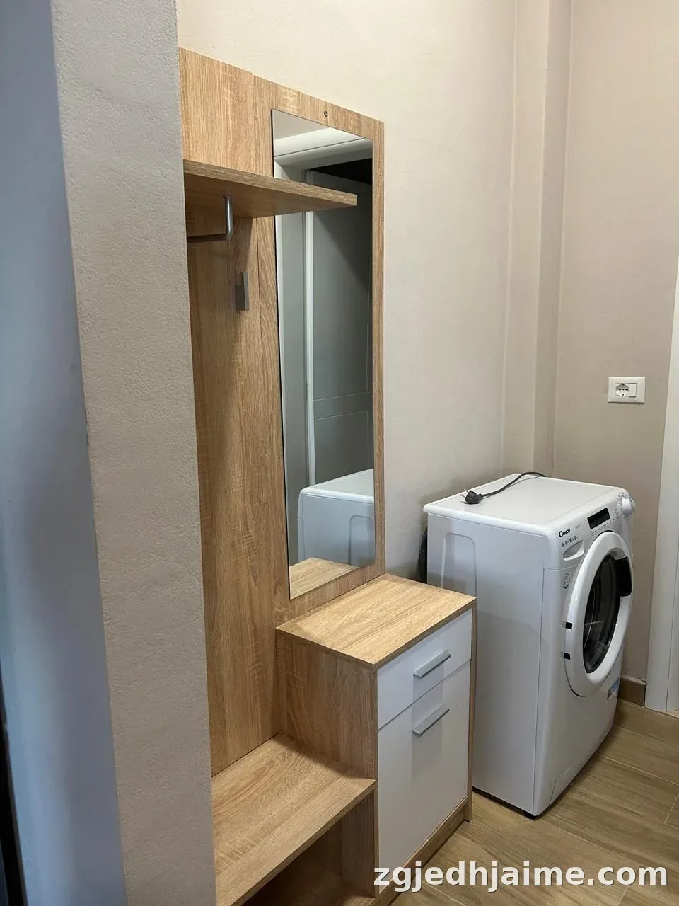 APARTAMENT 1+1. 35000 LEKE.YZBERISHT. — foto 5