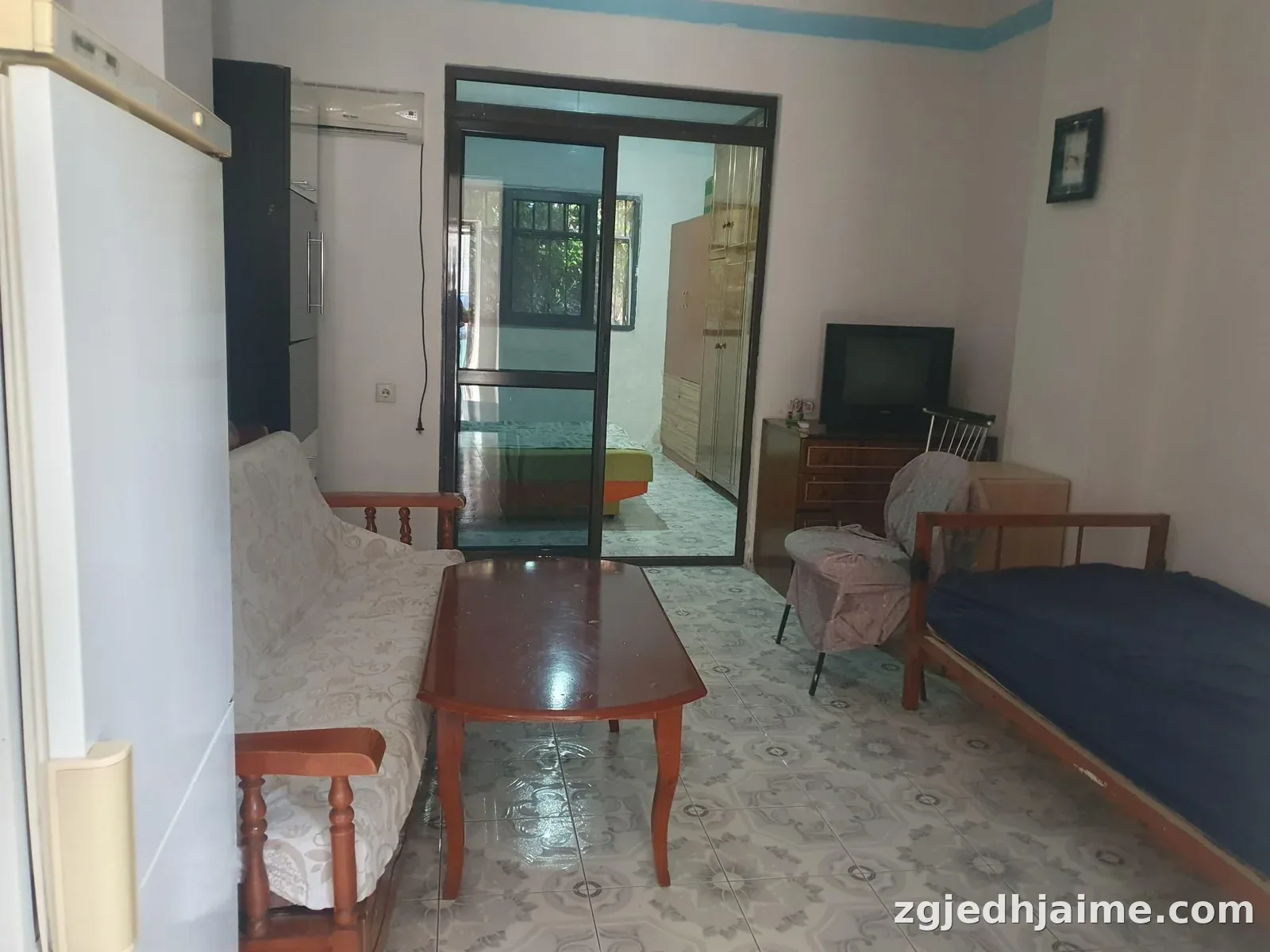 APARTAMENT 1+1. 28000 LEKE.PAS ISH UNIVERSITETI EUROPIAN.21 DHJETORI — foto 1