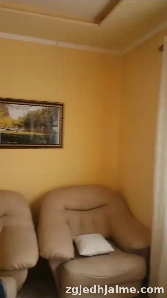 APARTAMENT 2+1 50,000 LEKE SIRI KODRA — foto 2