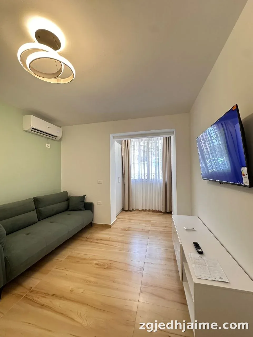 APARTAMENT 1+1 48,000 LEKE ISH-TREGU ELEKTRIK — foto 1