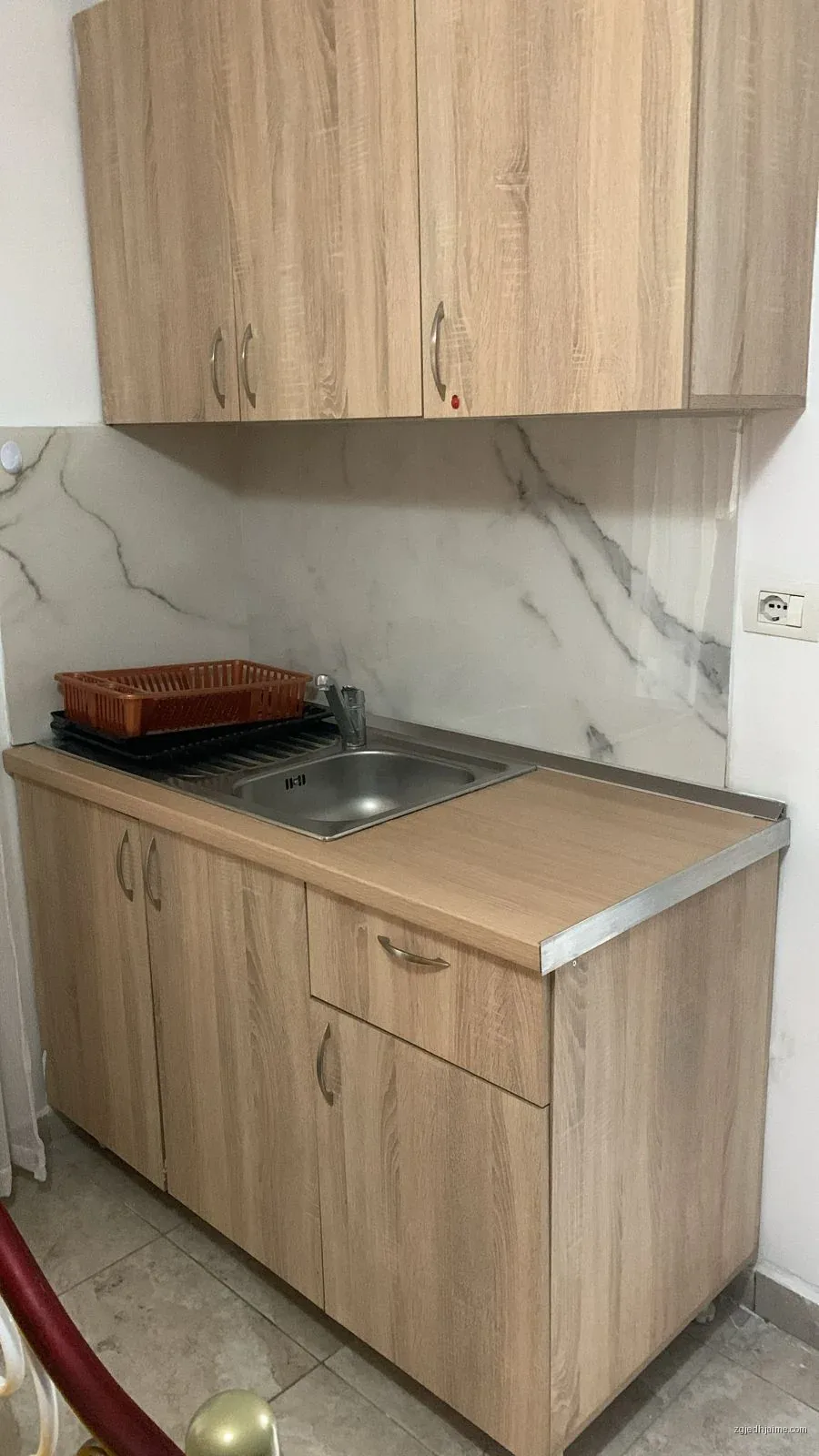 APARTAMENT 1+1. 25000 LEKE.QYTET STUDENTI.KOMISARIATI I POLICISE. — foto 1