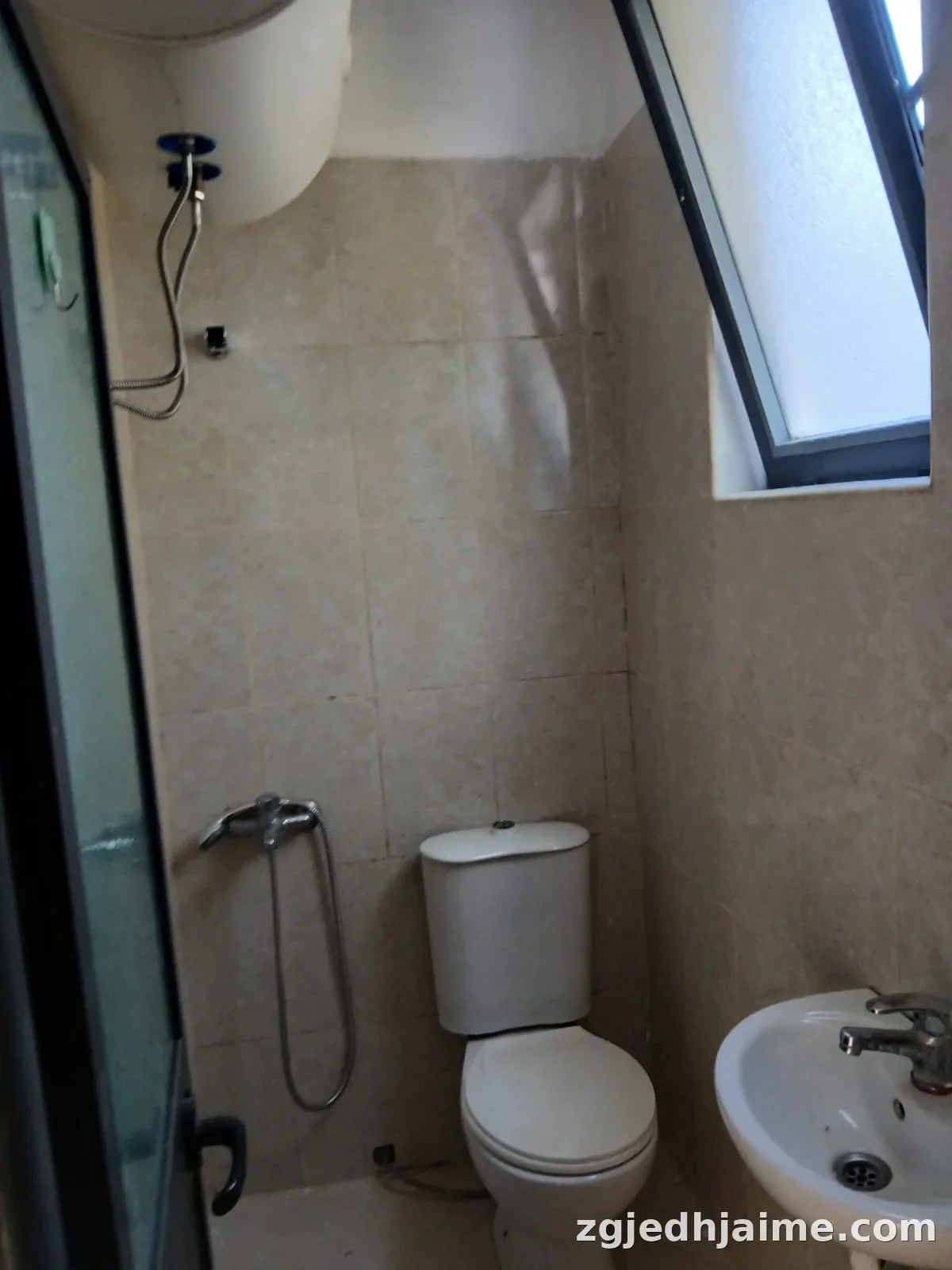 APARTAMENT 2+1 37,000 LEKE RRUGA 5 MAJI — foto 5