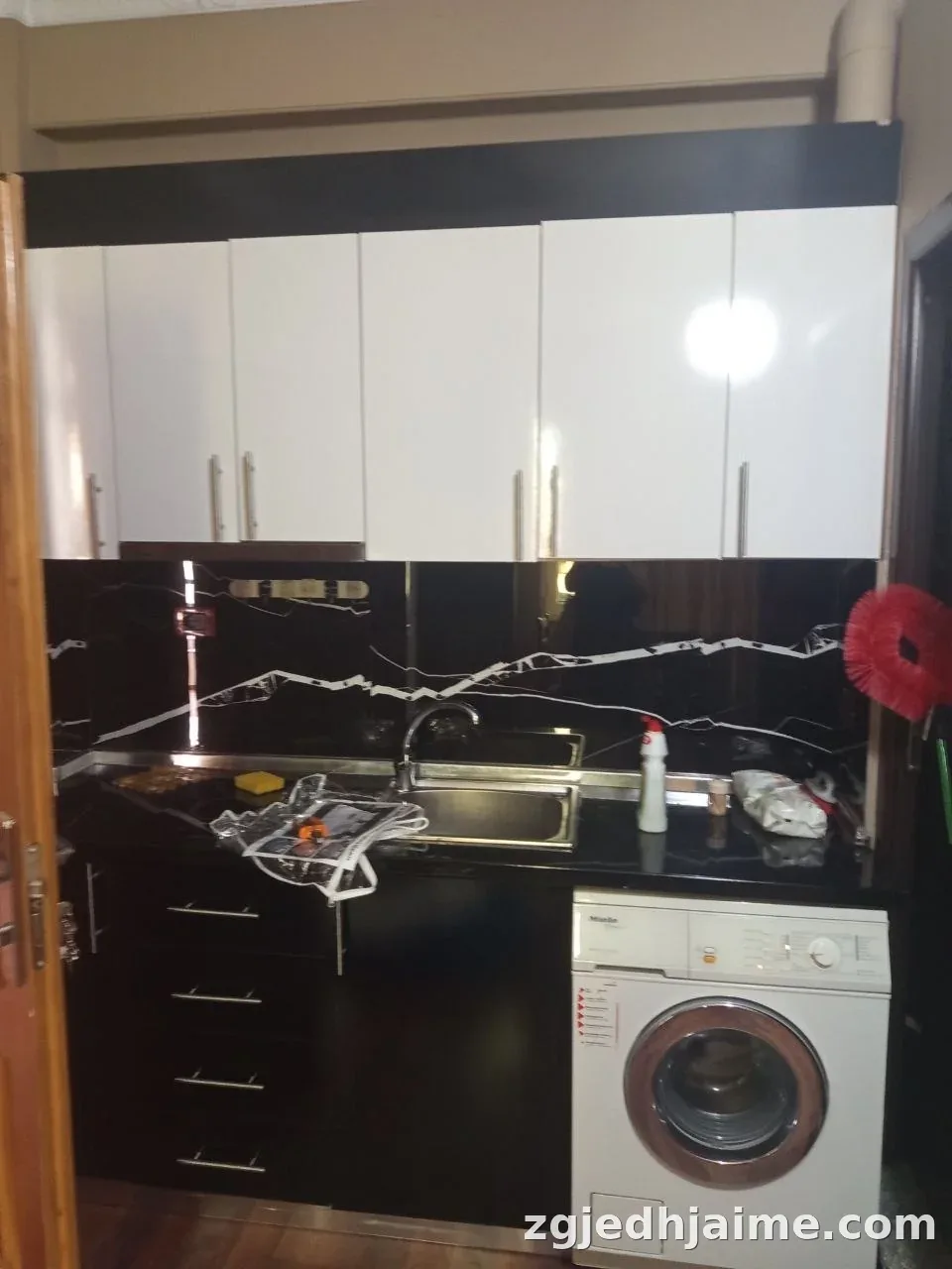 GARSONIERE 34,000 LEKE RRUGA E ELBASANIT — foto 2