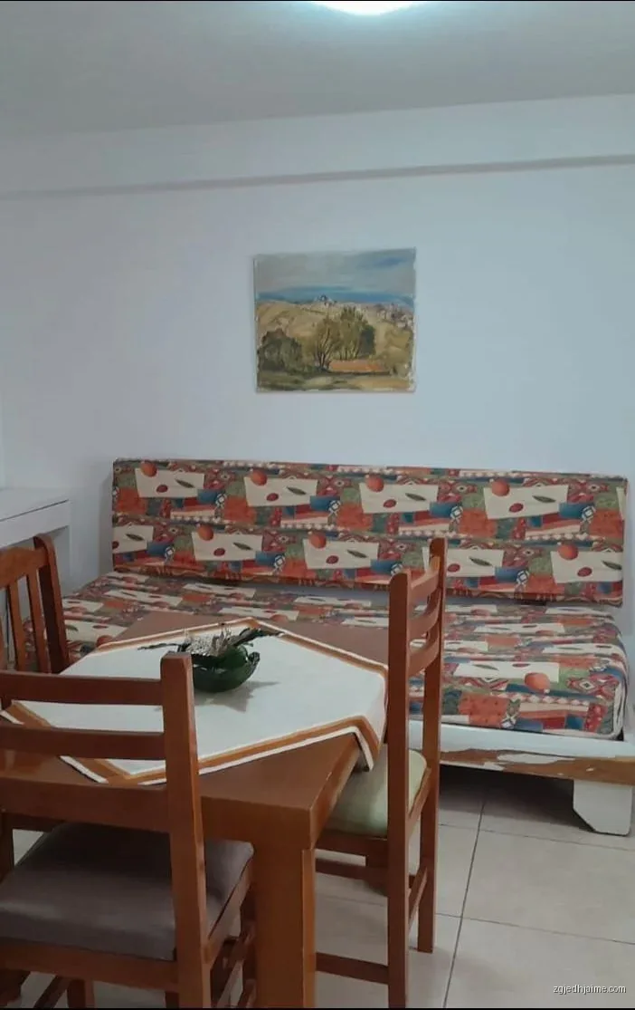 APARTAMENT 1+1. 26000 LEKE.BLACK STONE LOUNGE,RRUGA 5 MAJI — foto 2