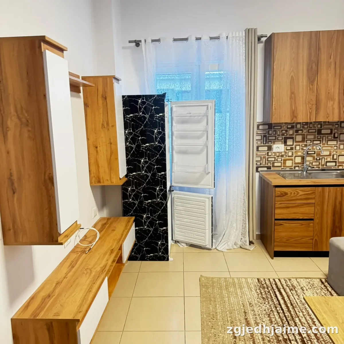 APARTAMENT 1+1 55,000 LEKE 5 MAJ — foto 2