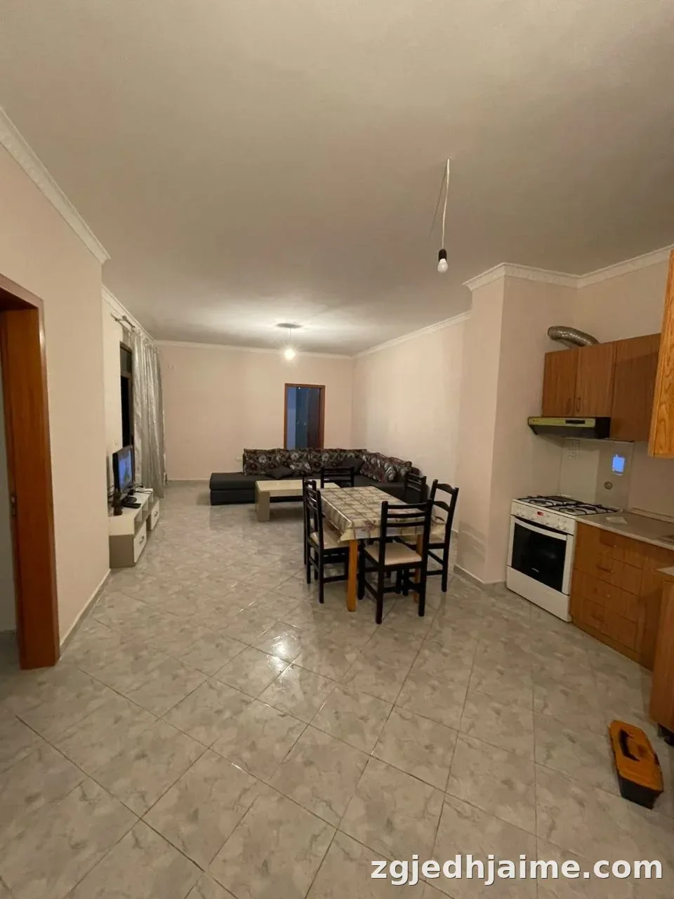 APARTAMENT 2+1 45,000 LEKE KOMBINAT — foto 5