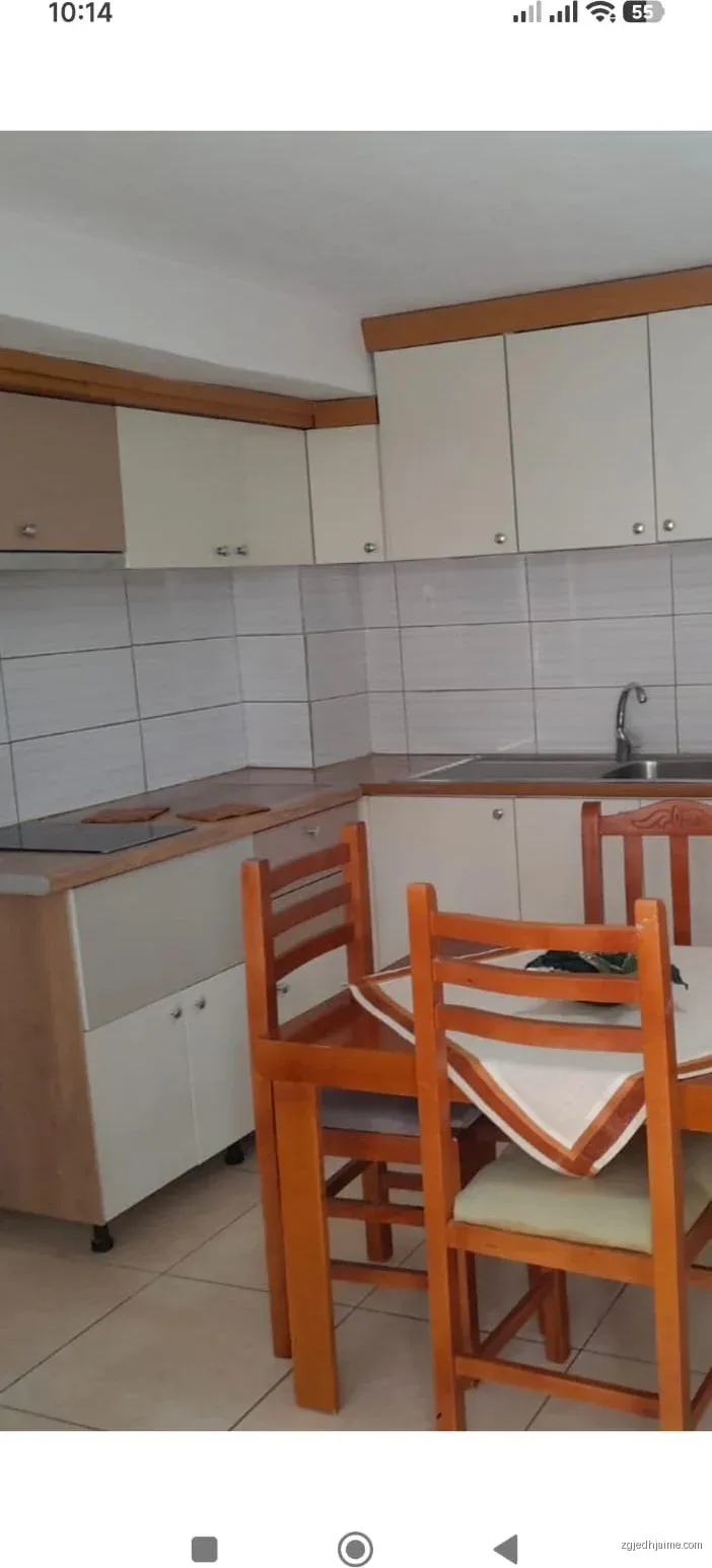 APARTAMENT 1+1. 26000 LEKE.BLACK STONE LOUNGE,RRUGA 5 MAJI — foto 1