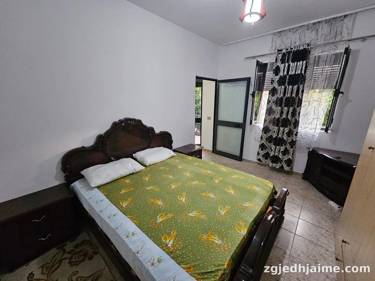 APARTAMENT 1+1. 28000 LEKE.ISH TREGU ELEKTRIK — foto 1