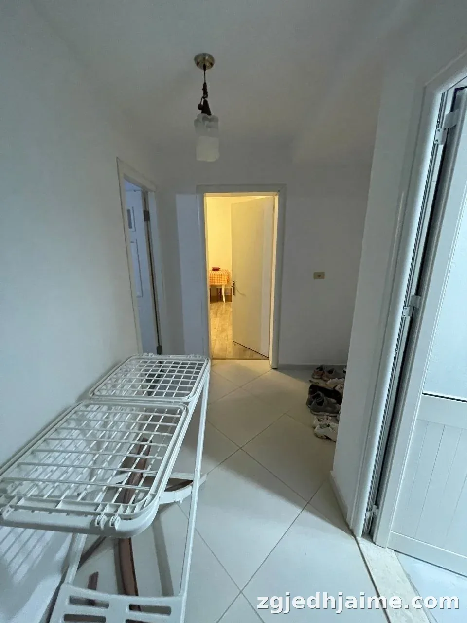APARTAMENT 1+1 35,000 LEKE VILAT GJERMANE — foto 3