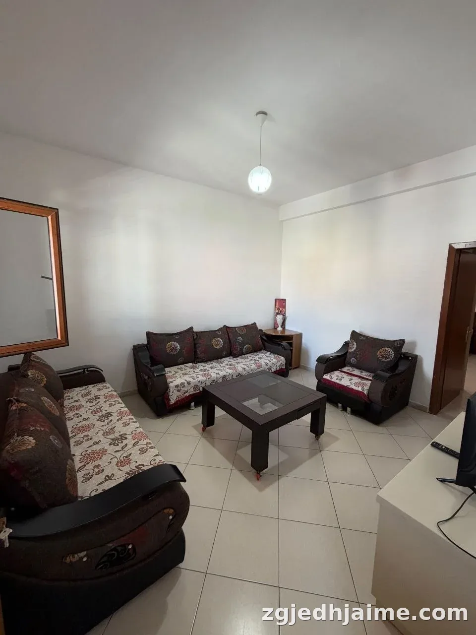 APARTAMENT 1+1 35,000 LEKE SIRI KODRA — foto 1