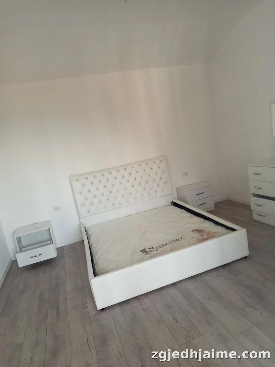 APARTAMENT 1+1 35,000 LEKE VILAT GJERMANE — foto 2