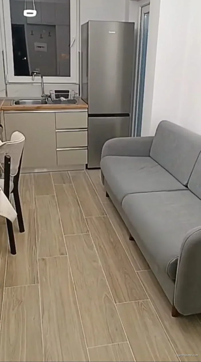 APARTAMENT 1+1. 40000 LEKE.RRUGA 5 MAJI — foto 3