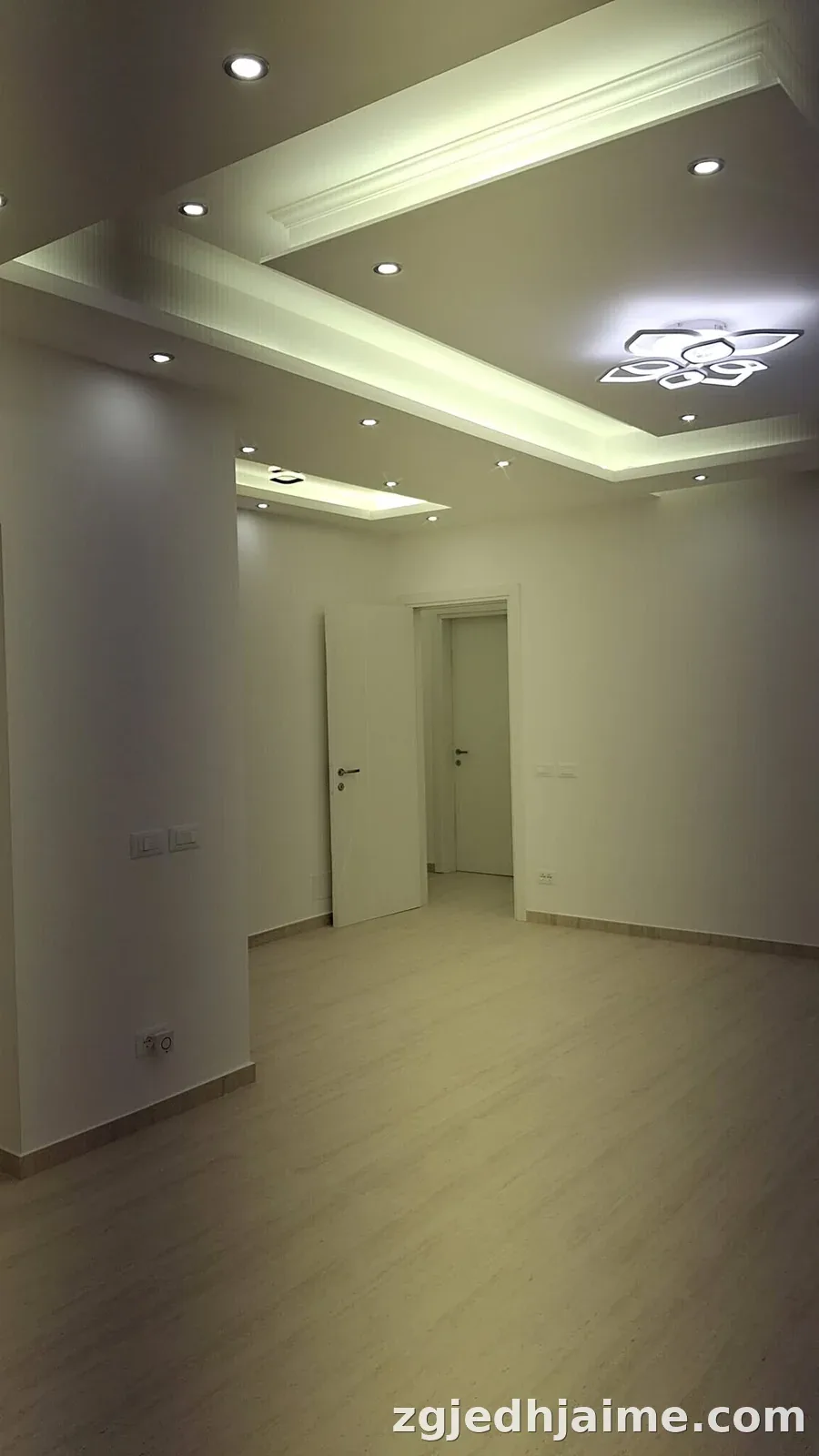 ZYRE 2+1 150,000 LEKE RRUGA MARKO BOCARI — foto 7