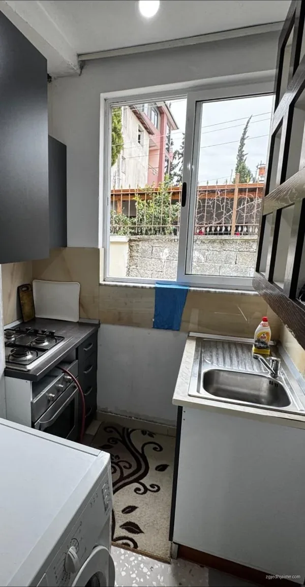 APARTAMENT 1+1. 225 EURO.KTHESA E KAMZES