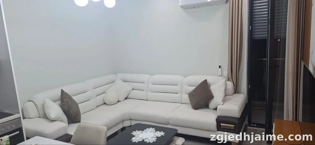 APARTAMENT 1+1 65,000 LEKE QENDER — foto 1
