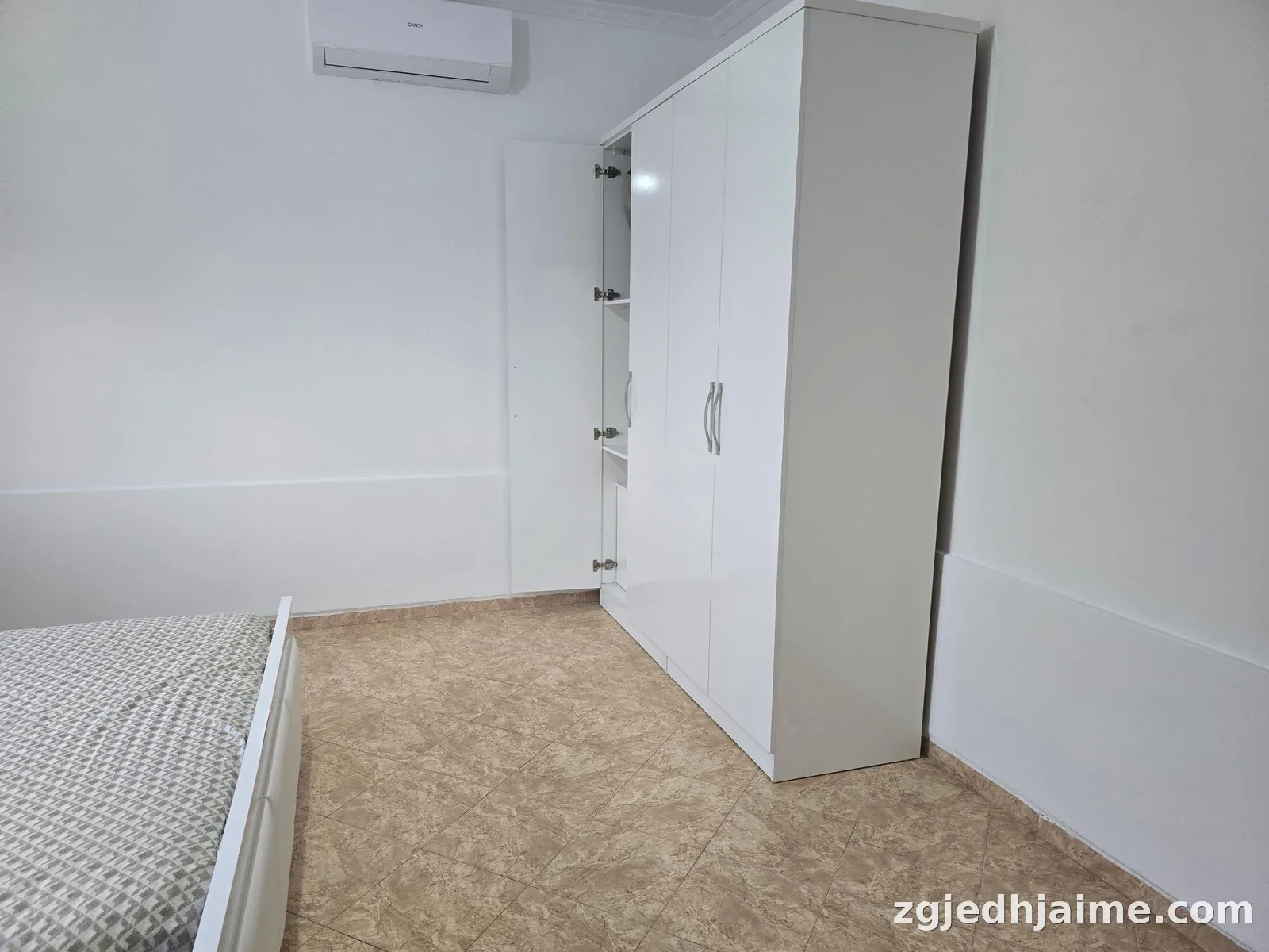 APARTAMENT 1+1. 450 EURO.VILAT AMERIKANE — foto 3