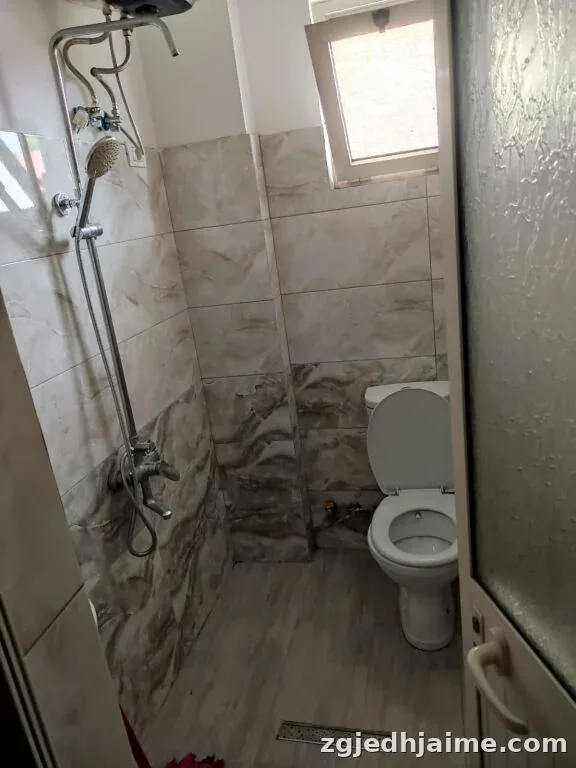 GARSIONERE 28000 LEKE DHE 30000 LEKE.FAKULTETI EKONOMIK — foto 3