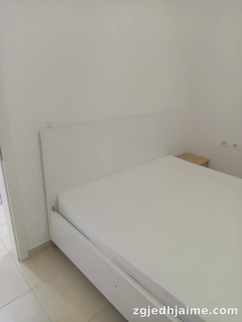 APARTAMENT 1+1 38,000 LEKE VILAT GJERMANE — foto 3