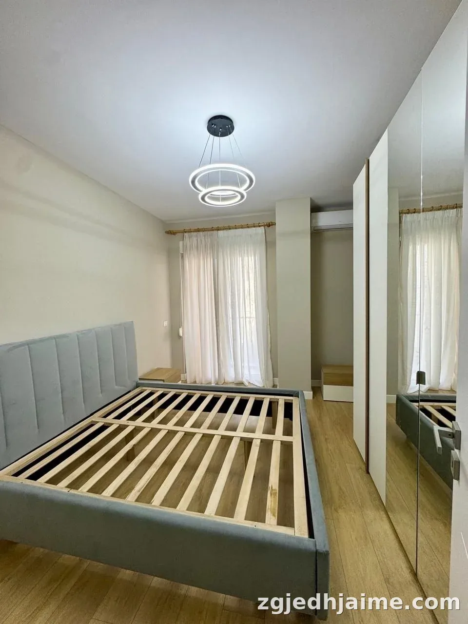 APARTAMENT 1+1 60,000 LEKE 21 DHJETORI — foto 5