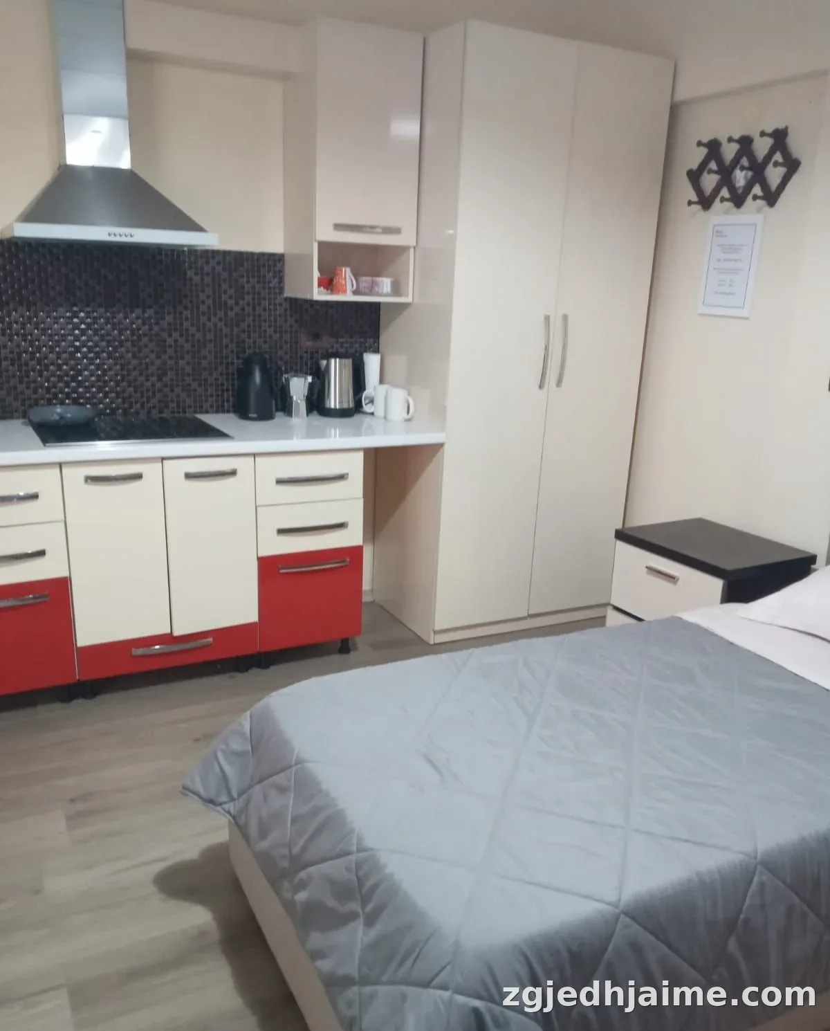 GARSONIERE 25,000 LEKE.PALLATI GRANG — foto 1
