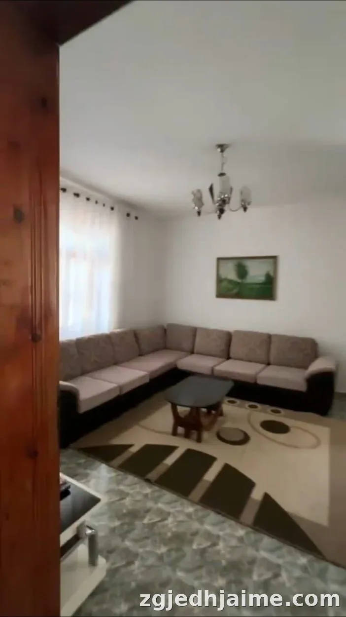APARTAMENT 1+1. 40000 LEKE.ISH FUSHA E AVIACIONT/LAPRAKE — foto 1